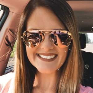 Meet your Posher, Halie